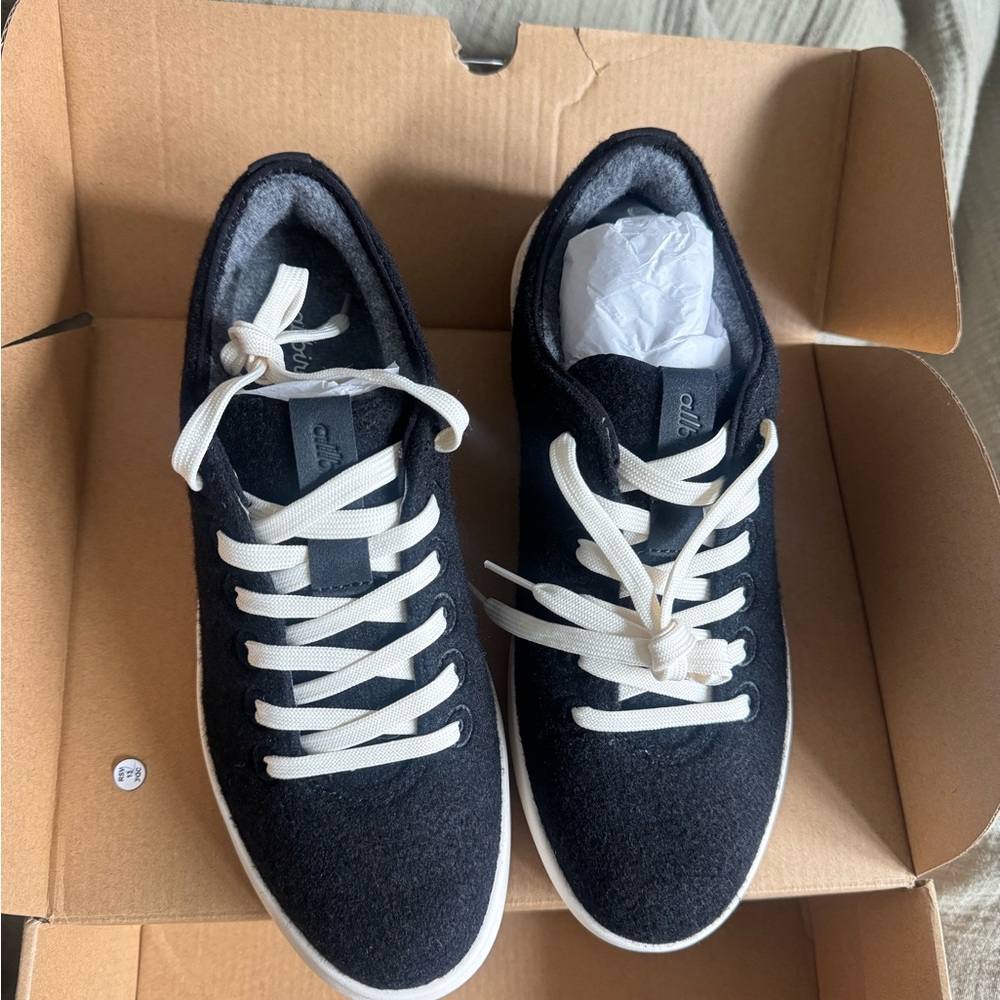 Allbirds Women's Wool Cruiser - Natural Black (Natural White Sole) - Picture 3 of 7